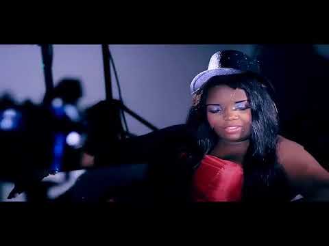 MIMAE   AMOR INGRATO OFFICIAL VIDEO N4juBnmEGp4