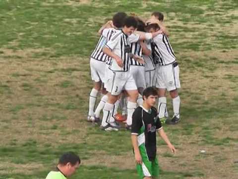 Fútbol / E. de Comercio 0 - El Progreso 5