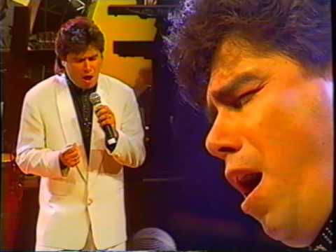 JORGE CASTRO, Canta "Por ti mujer". Pre-clasificatorio OTI 1997.