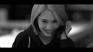 楊丞琳 Rainie Yang  〈SINGING IN THE RAIN〉Official HD MV