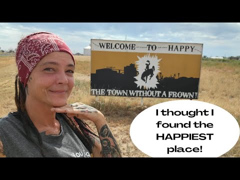 HAPPY, TX! Did I Find The Happiest Place?!