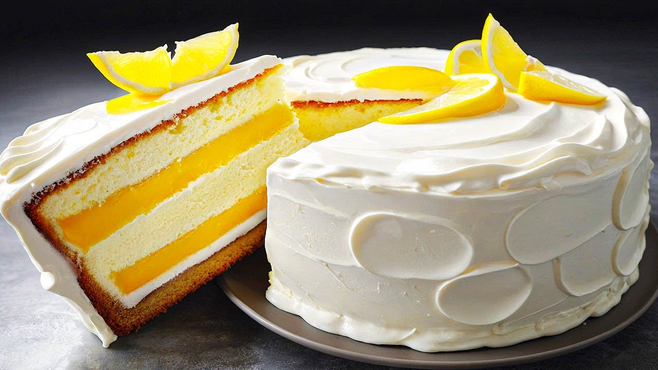 Zitronenkuchen mit Lemon Curd und Buttercreme by Süße Blog — recipe photo