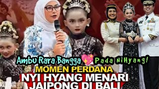 Download lagu Ni Hyang Looks Beautiful Dancing in Bali! Ambu Rara Watches Live!! Rara Is Proud of Hyang 💖🥰❗ mp3
