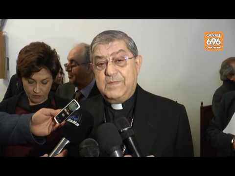 Festini gay con il parroco, dossier choc a Napoli