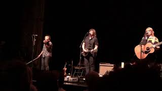 Damo by Indigo Girls (Amy Ray, Emily Saliers, Lyris Hung) Keswick Theater Glenside PA 10/12/18