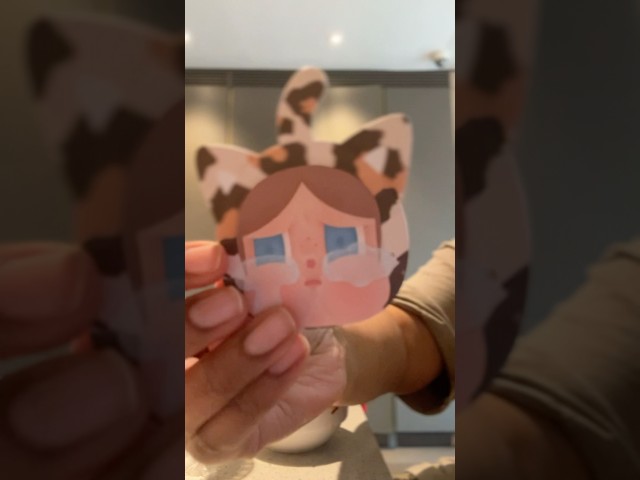 Vídeo relacionado con POP MART Crybaby Wild but Cutie Series - Vinyl Plush Pendant de Acción Popular Figura Coleccionable y Adorable Juguete Artístico Regalo Creativo 1PC