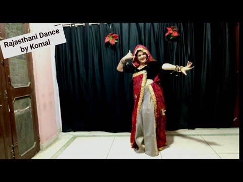 छोट्या थारा ब्याव में नाचुली घुमर घाल //Chhota Thara Byav Mein//Rajasthani Dance by Flying komal
