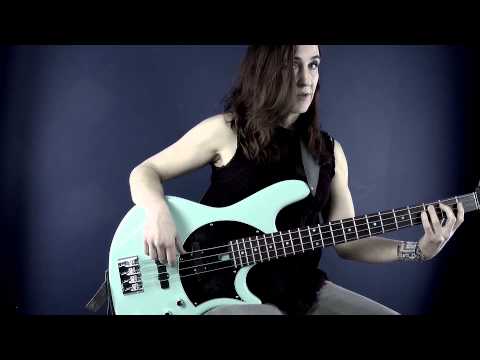 Bass Guitar Lesson - #1 Cycle of Fifths - Ariane Cap