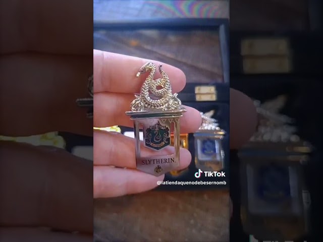 Vídeo relacionado con Harry Potter Marcapáginas Originales Metal, Marcadores de Libros para Niños, Mujeres, Estudiantes, Profesores, Accesorios de Lectura (Snitch Dorada)