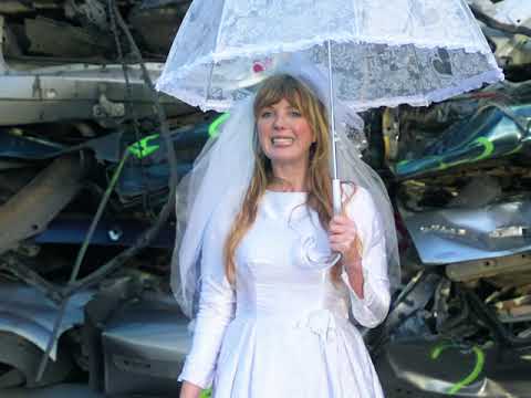 Charles-Baptiste -- LA VOITURE (avec Clair)