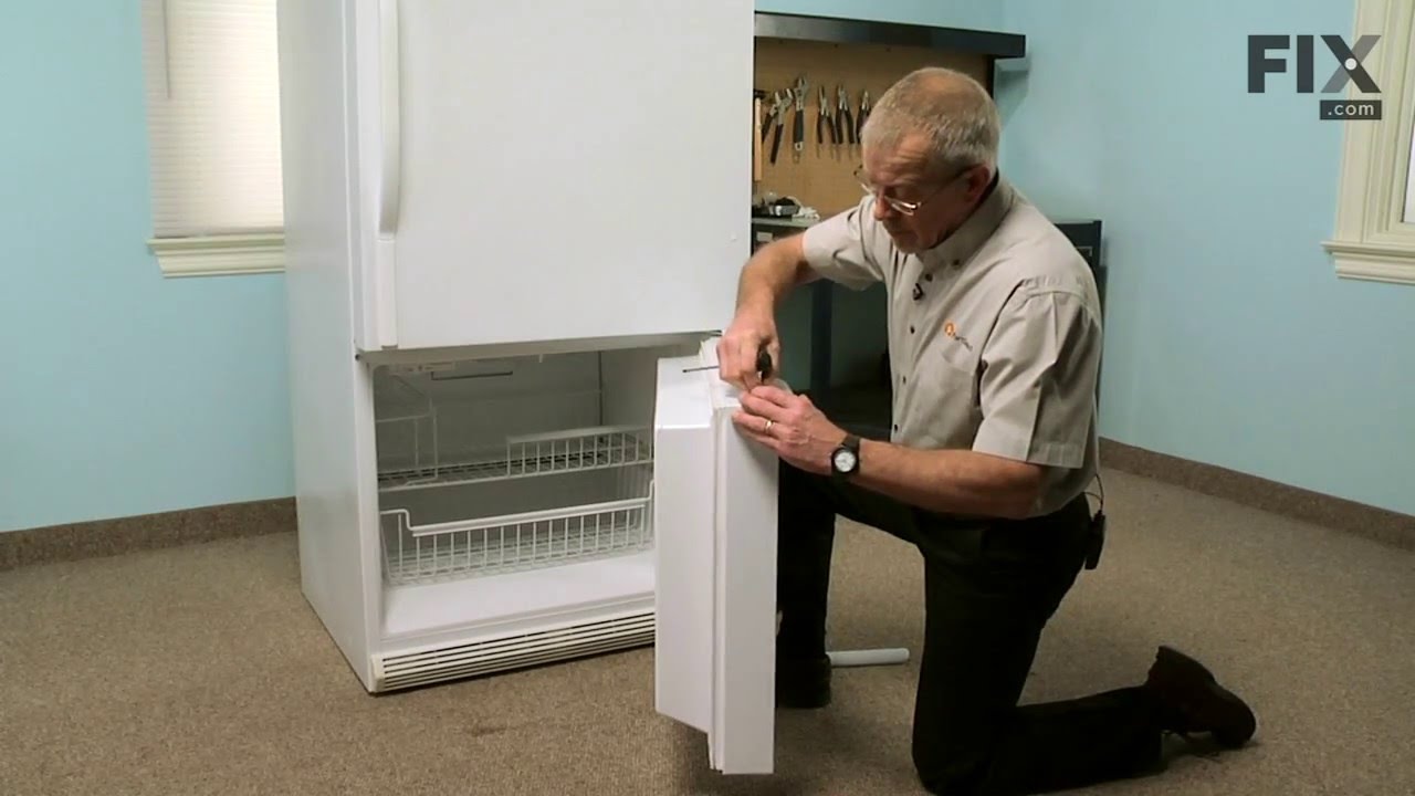 Replacing your Amana Refrigerator Freezer Door Handle