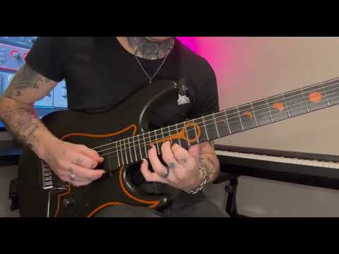 Matti Hoffman -Hybrid and Sweep Picking Warm Up Lick #1