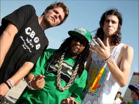 Heads Will Roll (A-Track Remix) vs. Hey