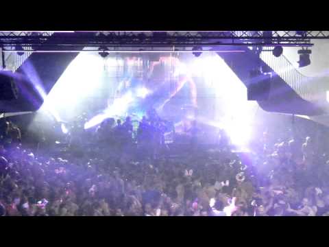 LA DEMENCE Biggest Party DJ Fabio White