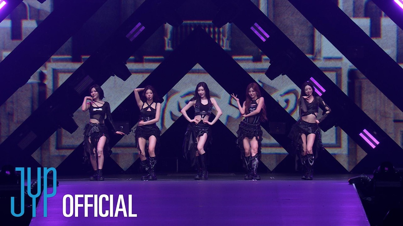 ITZY "Motto" (CONCERT CAM VER.) @ 'TUNNEL VISION' in HONGKONG