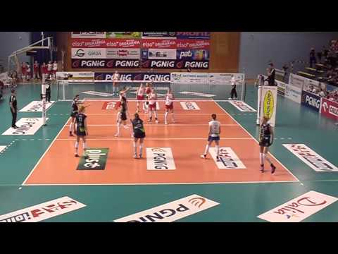PGNiG Nafta Piła  0:3   ATOM Trefl Sopot set 1 (10:25)