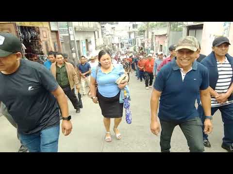 La procesión solemne por las calles de Alotenango. Último Adiós a Moisés