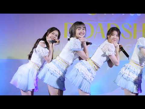 BNK48 Myyu - Hoshizora wo Kimi ni @ BNK48 Sayonara Crawl Roadshow  Concert [Fancam 4K 60p] 220814
