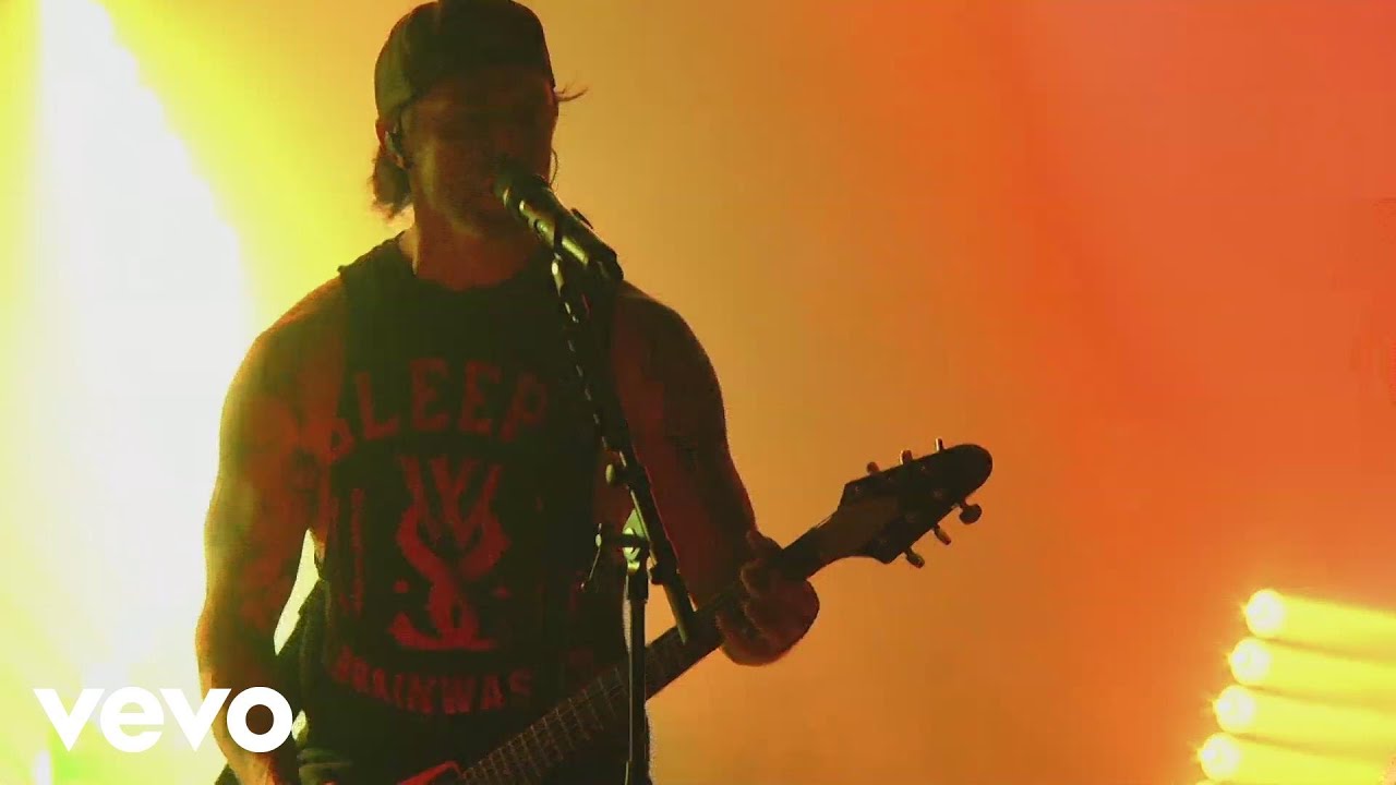 Bullet For My Valentine - You Want a Battle? (Here's a War) (Live Performance) - YouTube