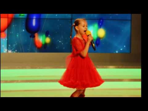 Patricia Campean - Un look mai indraznet