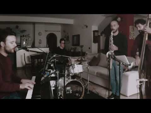 It's Beginning To Look A Lot Like Christmas - Cover Quinta Essenza Feat. Alex Faraci