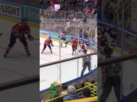 Florida EVERBLADES Score An EMPTY NET GOAL against Orlando Solar Bears to SECURE THE WIN !