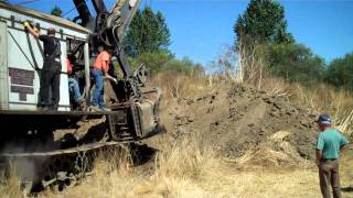 preview picture of video '1932 Bucyrus-Erie 50-B Steam Shovel in Action'