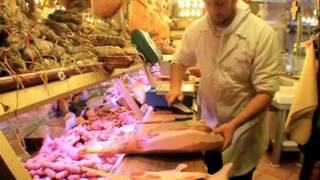 preview picture of video 'Preparazione e taglio del prosciutto di Norcia'