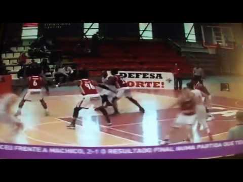 Basquetebol: CAB Madeira 73 - 90 SL BENFICA