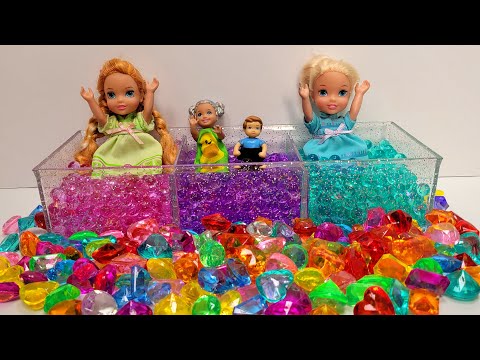 At the hotel !  Elsa & Anna toddlers are on vacation - fun activities - Barbie dolls #hotel