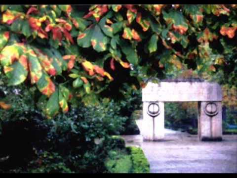 Sus la poarta Raiului    si Colindita