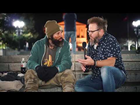 ホームレスに聞いてみたあなたは何のために感謝していますか? (We Asked Homeless People: What Are You Thankful For?)