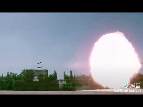 105mm APFSDS penetrating steel plate in slow motion