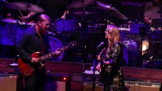 Tedeschi Trucks Band 2021-10-06 Beacon Theatre "Do I Look Worried"