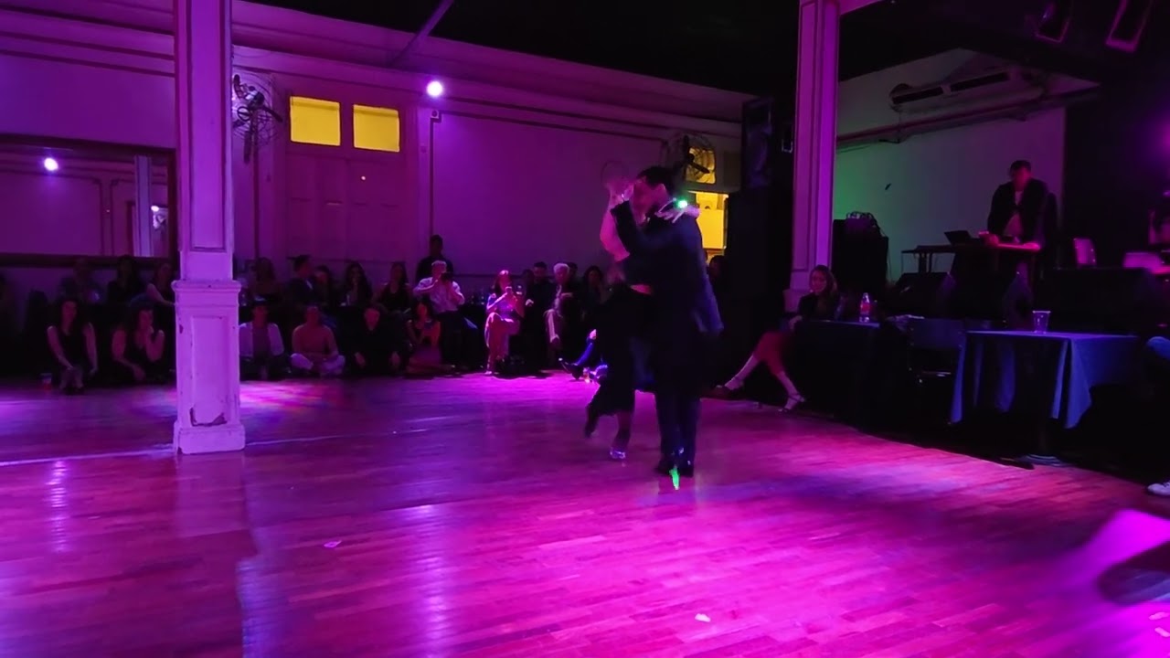 Ornella Simonetto y Juan David Vargas 1/4 La Discépulo