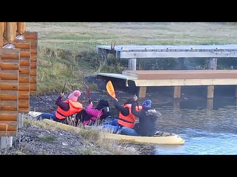 The chinese „olympic team“, kayak training in Ólafsfjörður, Iceland. Enjoy!