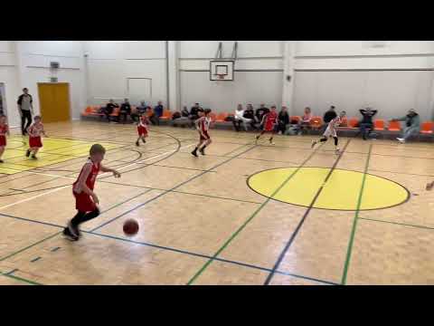 10.4.2022 minipojat, Honsu Red-Honsu White (4.erä)