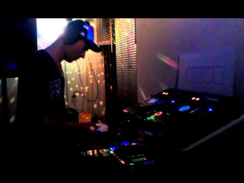 12 08 2011 Tony Netten @ Protechnive radio