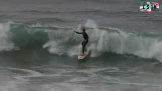 preview picture of video 'Deba - Surfistas en la playa de Deba - Euskadi Surf TV'