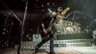 Chevelle - Leto´s Headache (Lyrics)