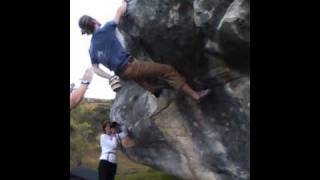 preview picture of video 'Dave on a V6 boulder problem at NBS, Castle Hill'