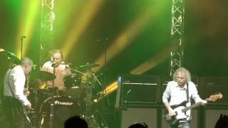 Status Quo-Don&#39;t Waste My Time (Live Hammersmith Apollo 15/03/2013)