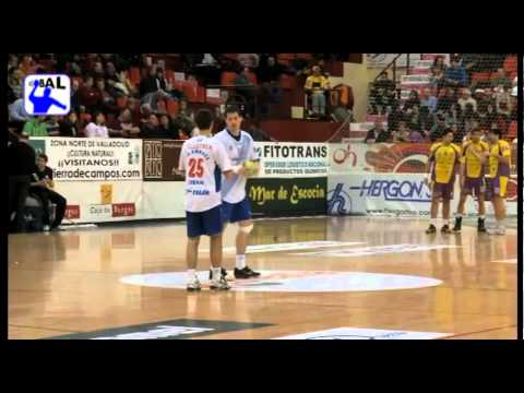 Cuatro Rayas BM. Valladolid 32 - J.D. Arrate 20