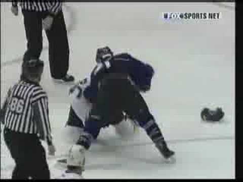 Garrett Burnett vs Kip Brennan