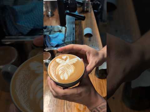 phoenix latte art ☕❤️ #latteart #coffeelatteart #barista #latte #coffee #espresso #coffeeaddict