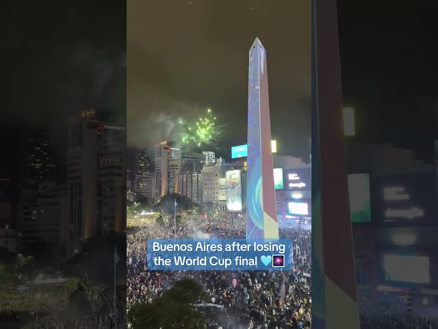 Argentina celebrates its stars despite the loss 🫶