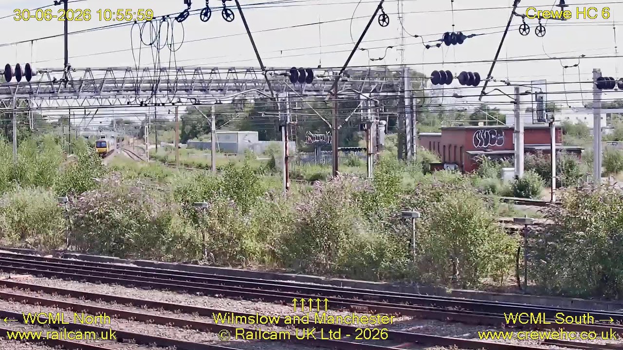 Live webcam view of Cabecera Norte de la Estacion de Crewe