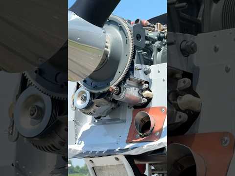 Slow motion startup of Cessna 172. That starter pinion gear pops out super fast!