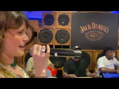 Marcelo D2 e Luiza Machado - Água de Chuva no Mar (São Paulo - 25.10.2023)