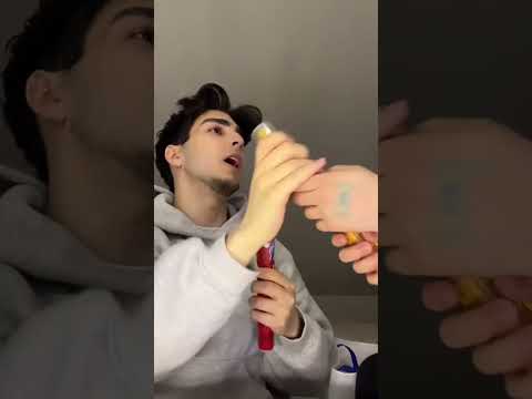 Nisa and I try 1€ sweets😂